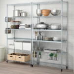 2 IKEA Regale in Speisekammer aus Regal mit Produkten, auf 7 Fächern